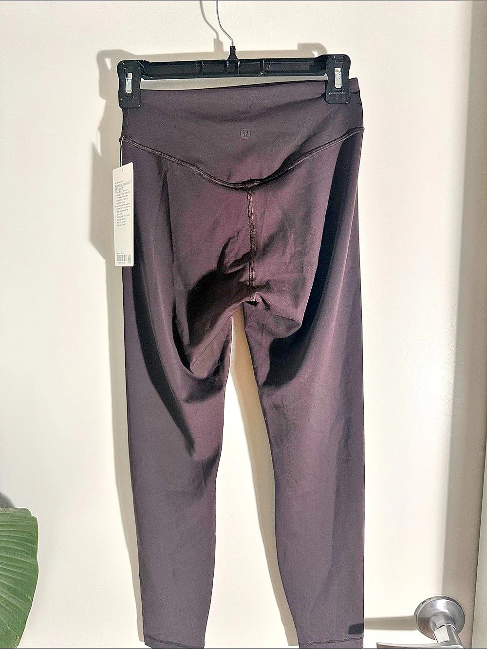 lululemon Under Wunder Under High-Rise Tights High Rise Tights in Purple Size 6